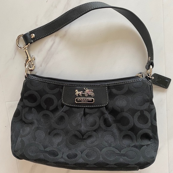 ❌SOLD❌ Coach black purse - Picture 9 of 9